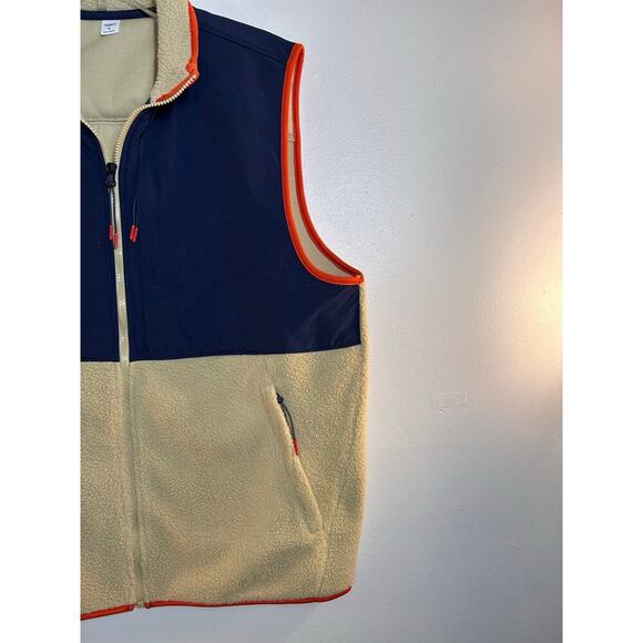OLD NAVY ACTIVE Men’s Two-Tone Full Zip Vest / Size: XL - Picture 8 of 8